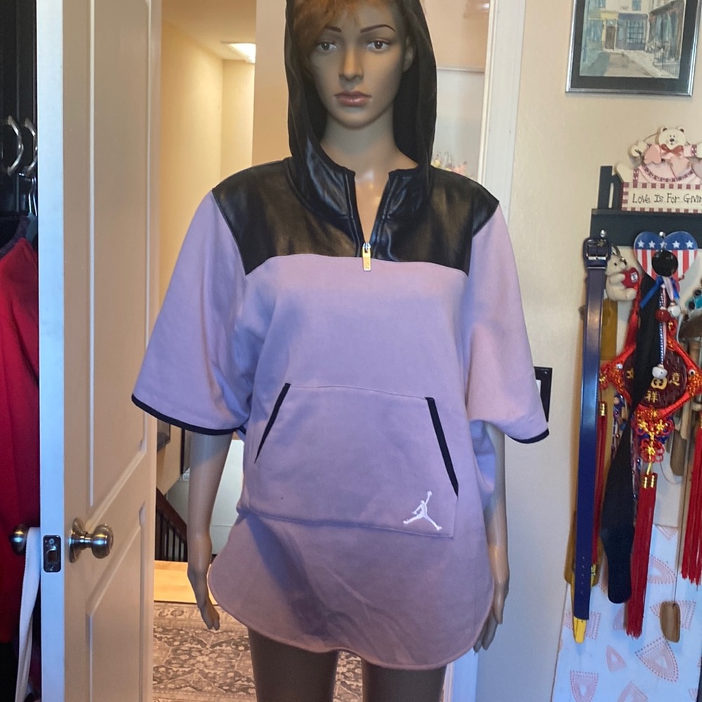 Jordan Women’s  Hoodie Top 2 Ton color size XXXL